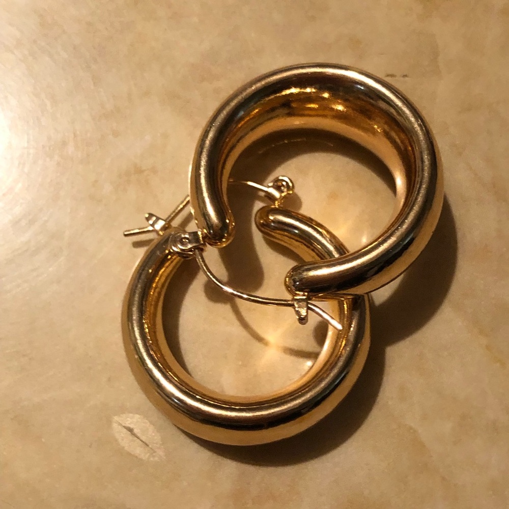 Thick Bold Gold Hoop Earrings - Picture 6 of 7